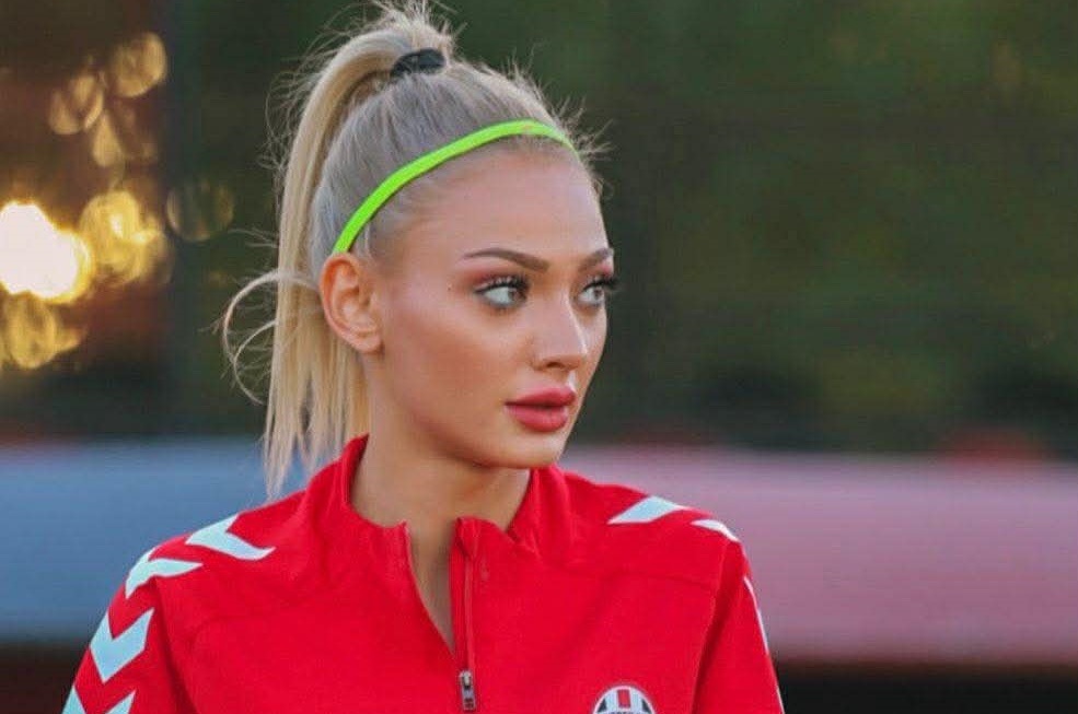 Kadın Futbolunun Parlayan Yıldızından Beklenmedik Karar