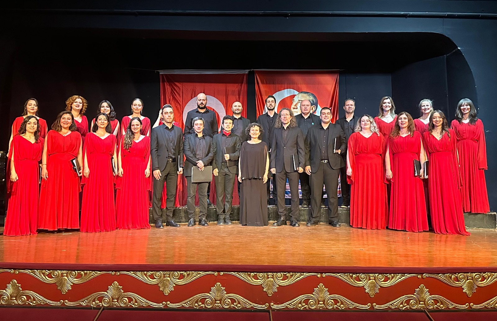 SEVDA-CENAP AND MÜZİK VAKFI TARAFINDAN DESTEKLENEN KOROLAR ULUSLARARASI SAHNELERDE ÜLKEMİZİ GURURLA TEMSİL EDİYOR