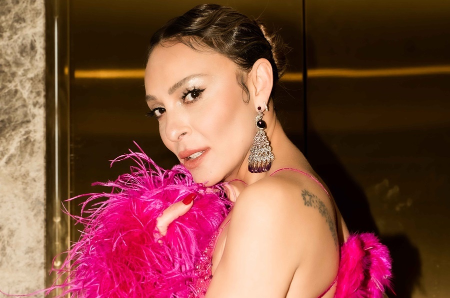 ZİYNET KIBRIS’TA, J.LO LAS VEGAS’TA… YILBAŞINDA ‘PİŞTİ’ SÜRPRİZİ