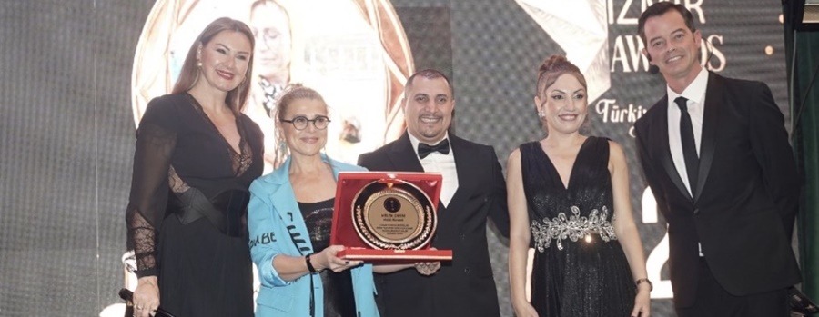 İZMİR İŞ, SANAT VE BASIN DÜNYASI AQUA MARİN’DE BULUŞTU