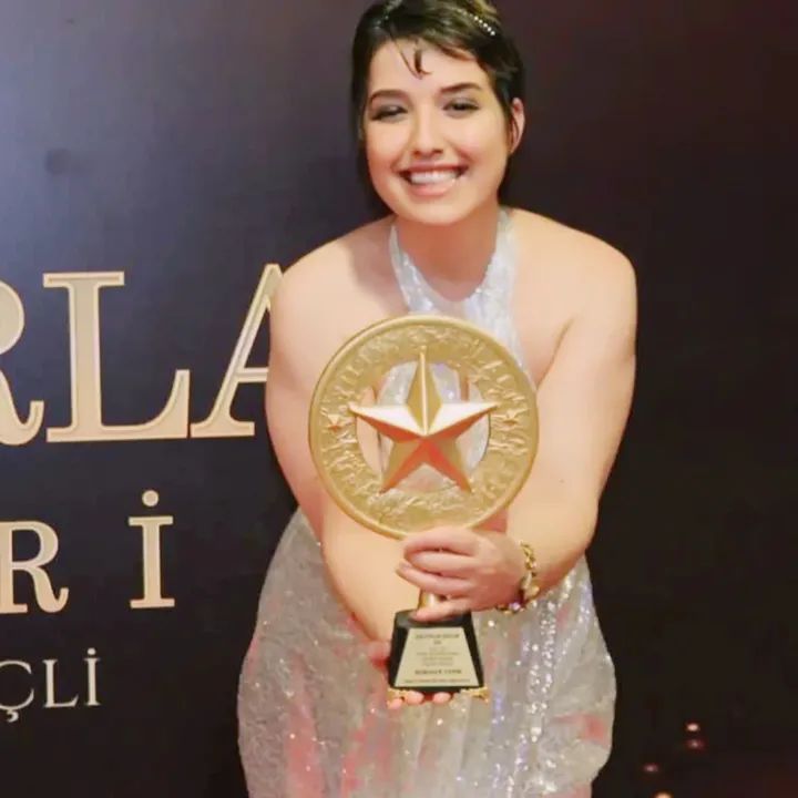 BAYATLAMIŞ HAYATLAR ARASI BAYRAM 